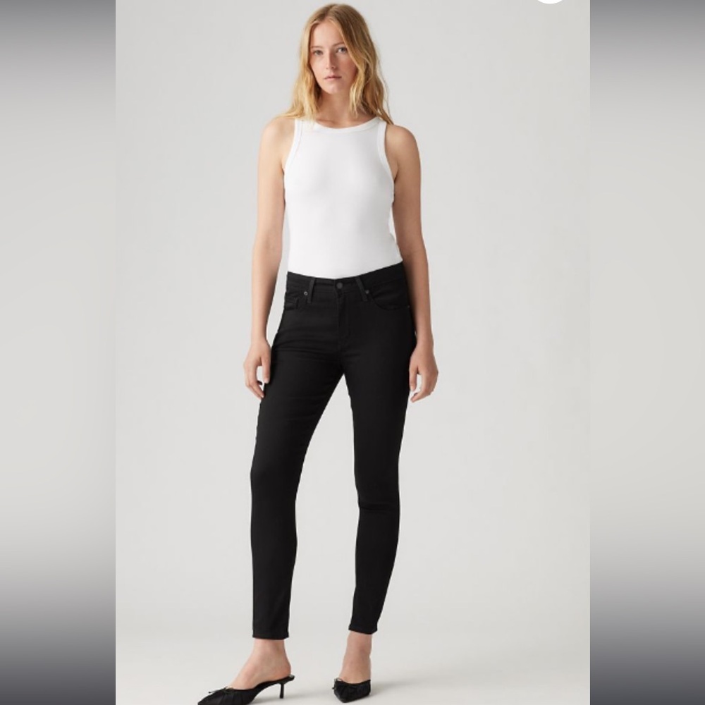 Levi 721 High Rise Skinny Jeans Black size 29